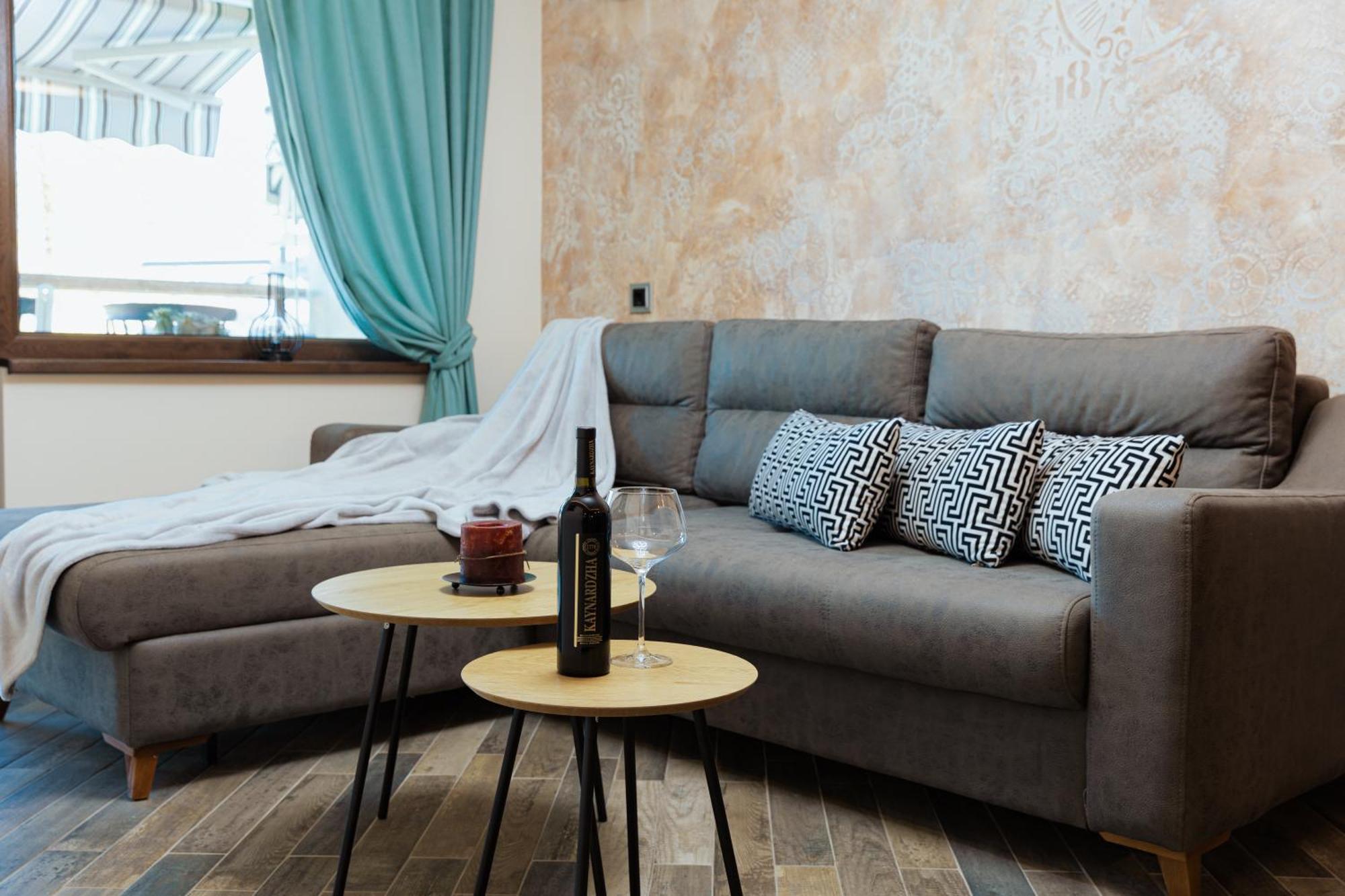 Dervent Apartment Veliko Turnovo Bagian luar foto